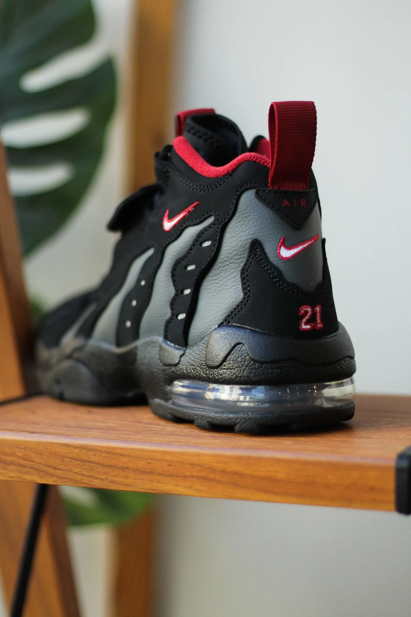 AIR DT MAX '96 "BLACK/ANTHRACITE"