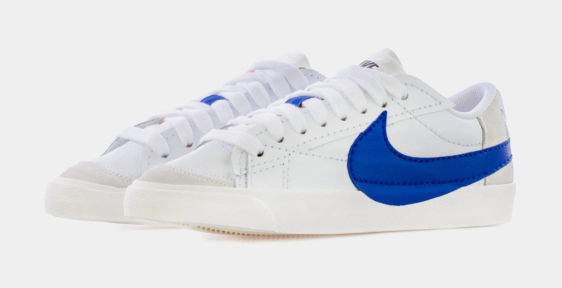 Blazer Low '77 Jumbo Mens Lifestyle Shoes (White/Blue)