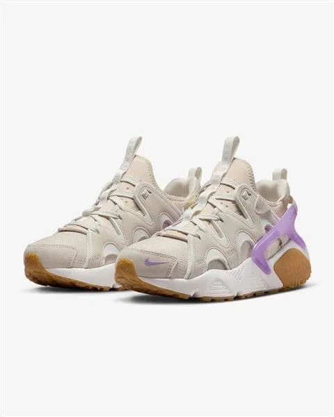 NIKE AIR HUARACHE CRAFT